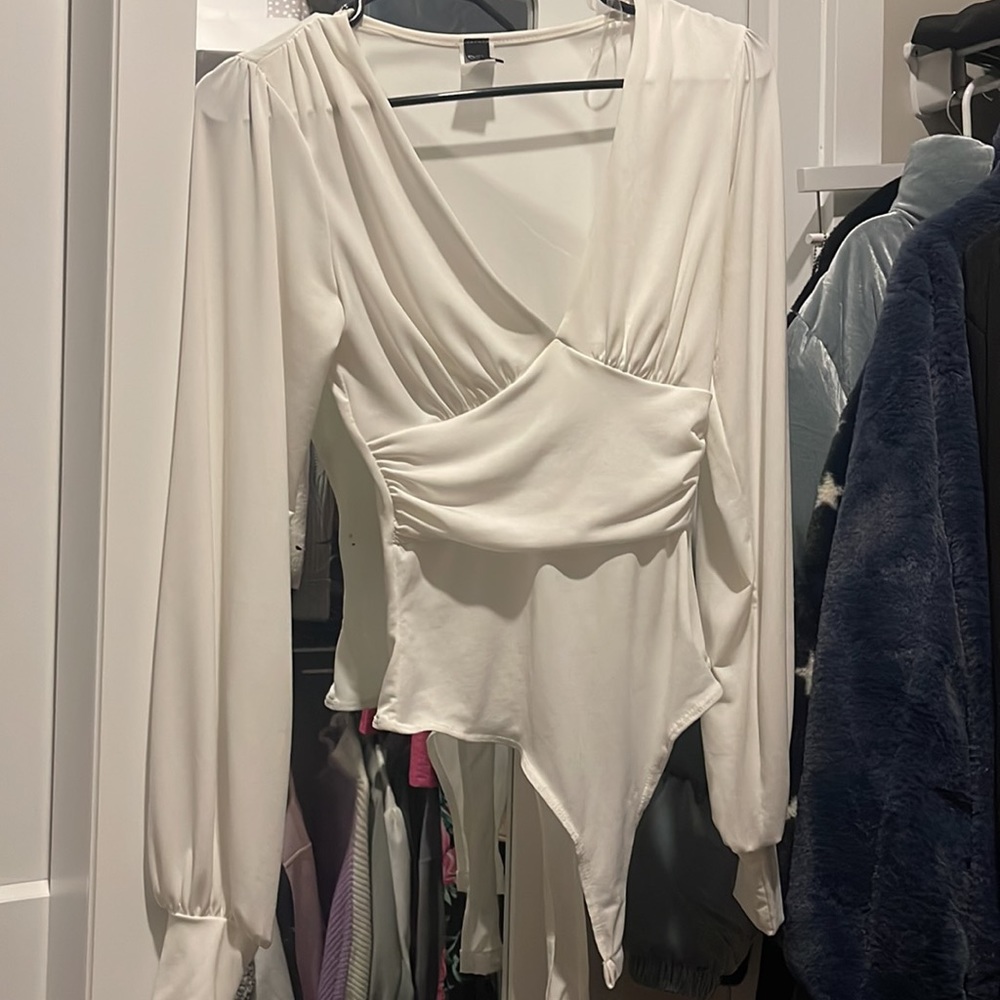 White Windsor body suit
